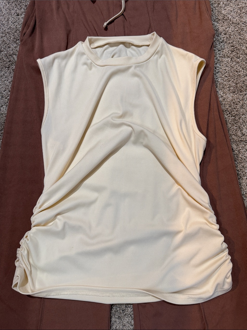 Cream Sleeveless Top & Brown Wide-Leg Lounge Pants Set - Picture 2 of 5